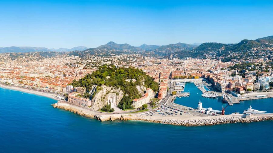 20-minute panoramic flight from Nice - The view from Nice is the main event