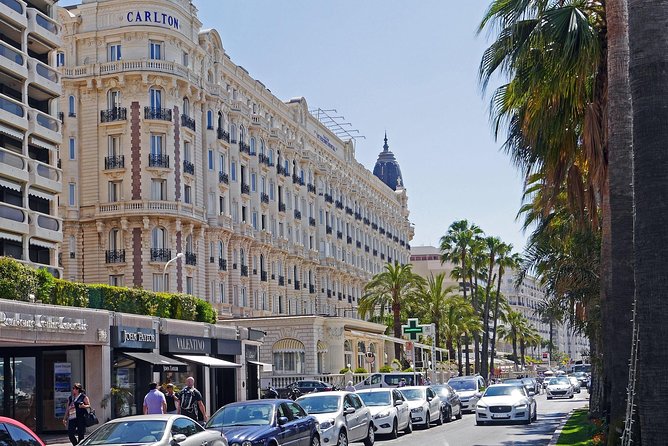 Antibes, Cannes Sightseeing Small Group Half Day Trip from Nice - Philippe and the style of guiding