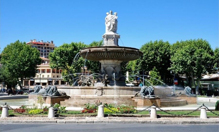 Calanques of Cassis, Aix-en-Provence & Wine Tasting Day Tour - Wine tasting and the question of what is included