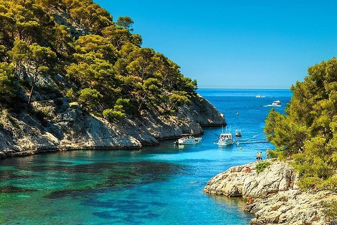 Calanques of Cassis, Aix-en-Provence & Wine Tasting Private Tour - Who gets the best value