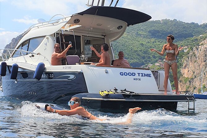 Exclusive cruise, swimming, Saint Jean Cap Ferrat, Nice, Eze - Rounding Cap Ferrat keeps the cruise scenic
