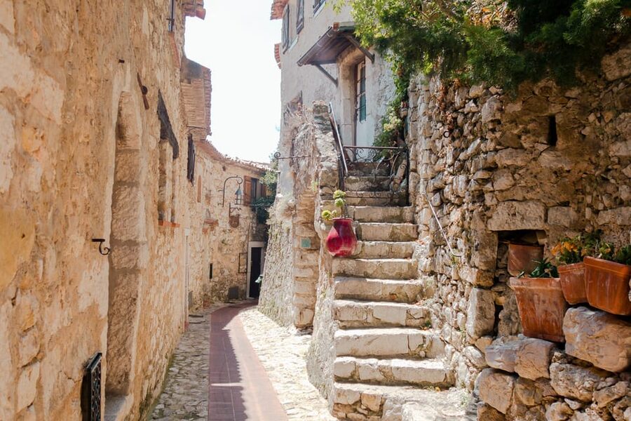 From Nice: Eze, Monaco, and Monte Carlo Half-Day Trip - Monte Carlo: famous names, little spare time