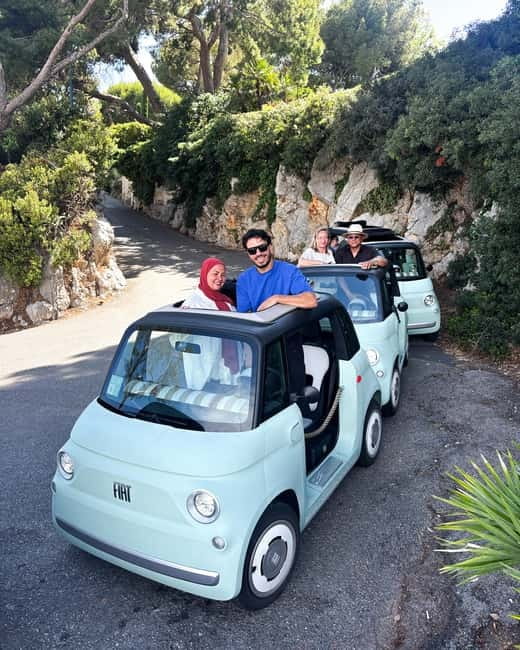 From Nice: follow a guide in an electric car along the French Riviera! - Villefranche-sur-Mer for the prettiest pause