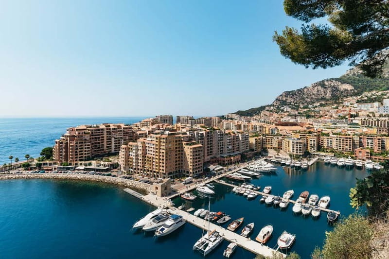 From Nice: French Riviera in One Day - Guides and the group experience