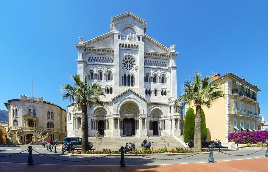 From Nice: Full-Day Best of the Riviera - Antibes, ramparts, and the Bay of Angels