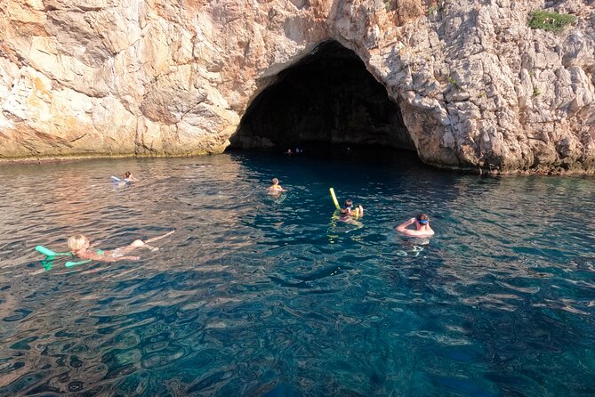From Nice : Secret Riviera Boat Tour to Mala cave with Snorkeling - The fast ride toward Mala Cave
