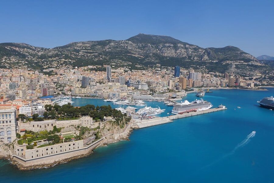 Full-Day Small Group Tour to Monaco and Eze - Èze is the day’s most atmospheric stop