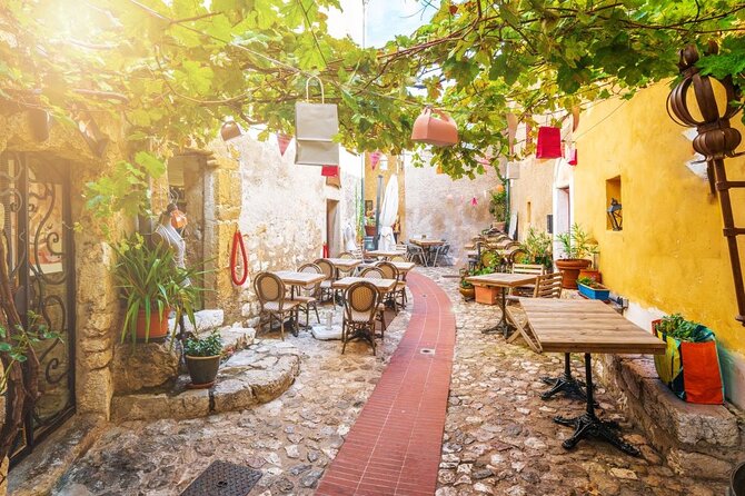 Half Day Shared Tour in Eze, Monaco and Monte Carlo - Eze is the tour’s most memorable stop
