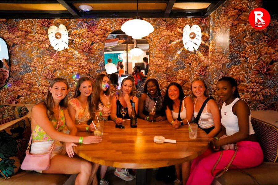 Nice: 4 Bar, 1 Club Riviera Bar Crawl Party with Free Shots - Three hours around Cours Saleya