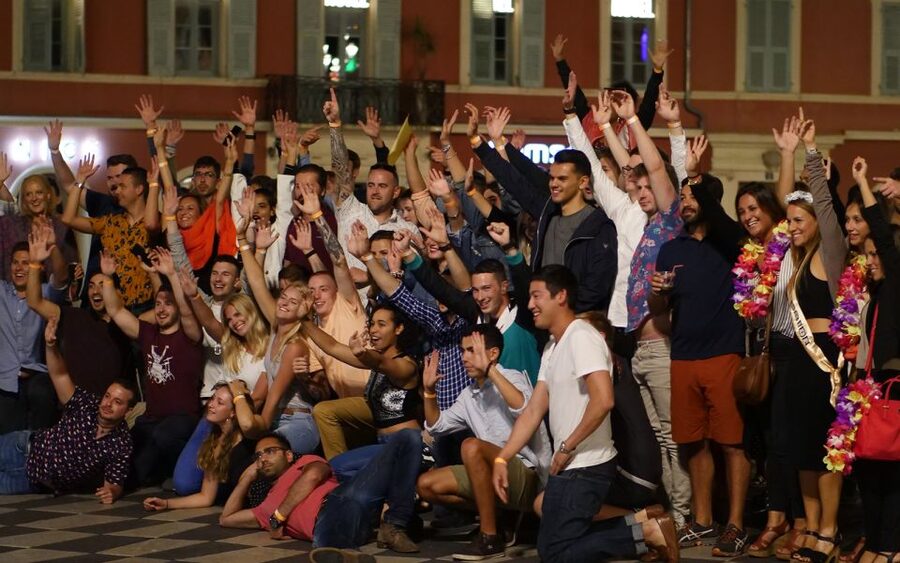 Nice: 4 Bar, 1 Club Riviera Bar Crawl Party with Free Shots - What the four venues are really like