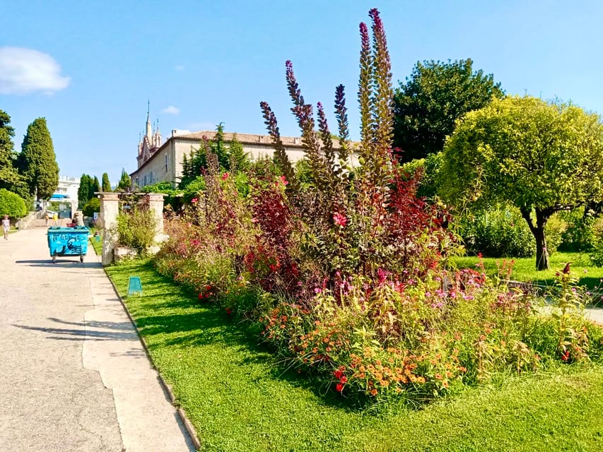 Nice: 7 Hills Monastery & Waterfall (EBike Tour Local Guide) - A picnic filled with Nice specialties