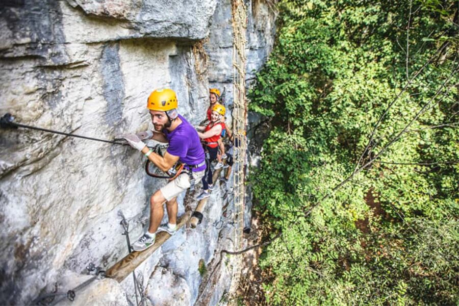 Nice: Adventure park in an exceptional natural setting - Reaching Canyon Forest from the Rives du Loup park