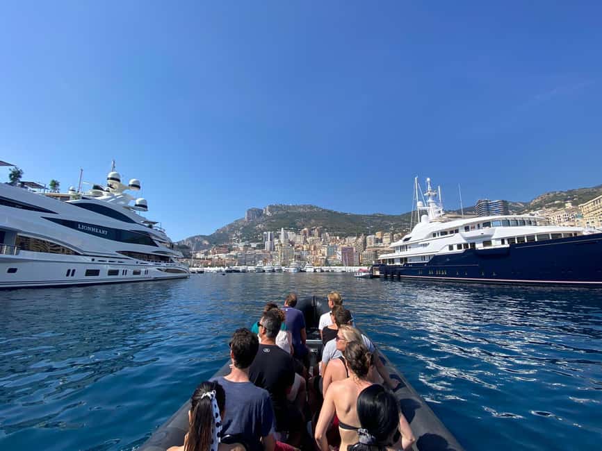 Nice: Coastline Boat Cruise to Monaco - Villefranche-sur-Mer: the first coastal view