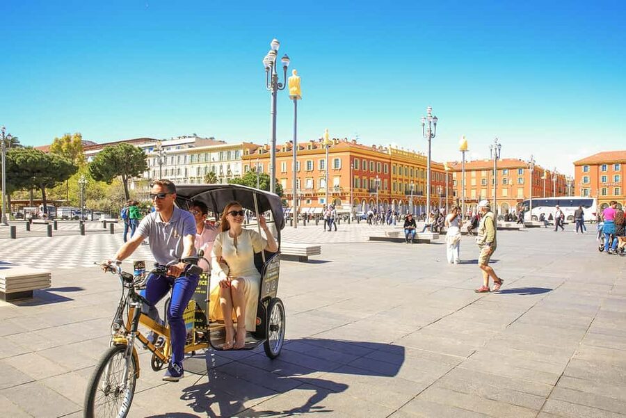 Nice: Electric Rickshaw City Tour with Local Guide - What the guide adds to the ride