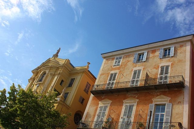 Nice: Exclusive Private Guided Tour of Historic Center - Cours Saleya and the daily life of Nice