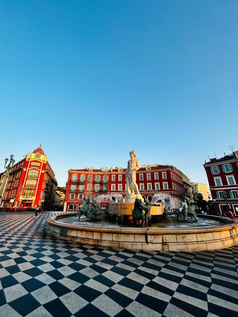 Nice: Guided Walking Tour in English - Place Massena and the walk toward the sea