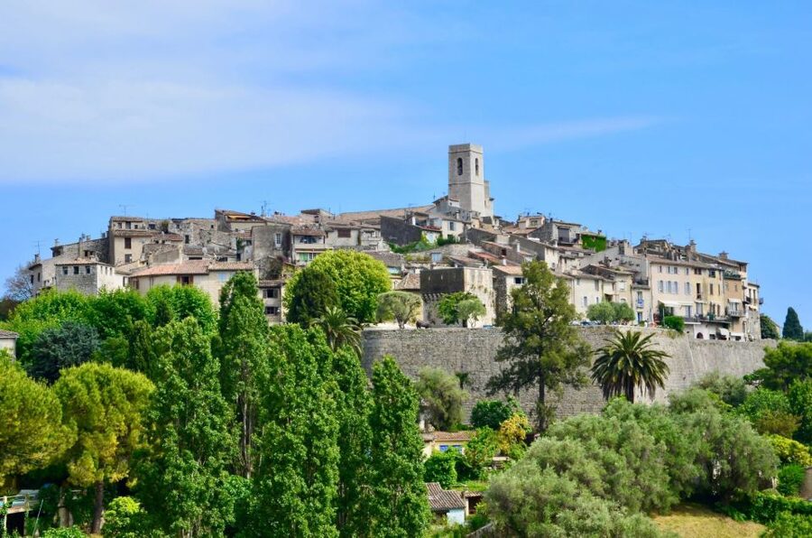 Nice: Medieval Villages Full-Day Guided Trip - Saint-Paul-de-Vence, the art-filled finale