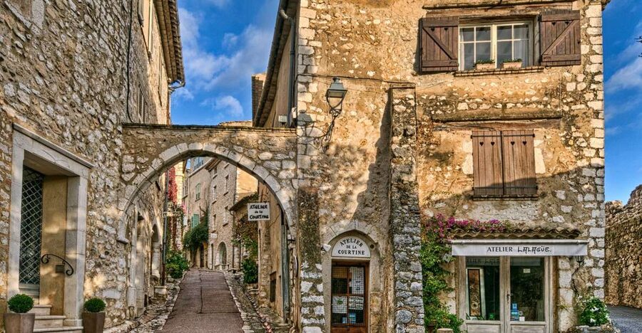 Nice: Medieval Villages Full-Day Guided Trip - Grasse, where flowers become perfume
