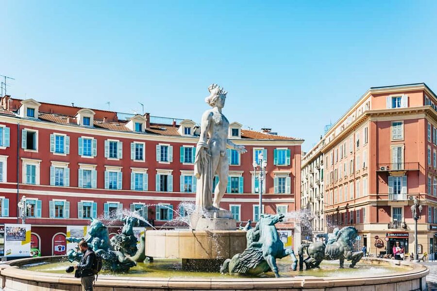 Nice: Old Town & Castle Hill Informative Guided Walking Tour - Key points at a glance