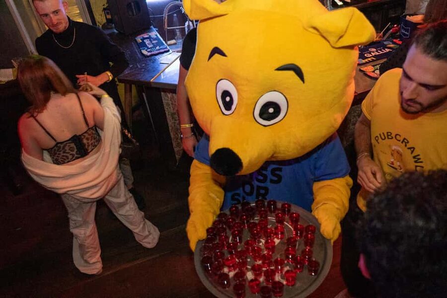 Nice: Party Bar Crawl with Club VIP, 6 Shots, and Games - Safety and pacing on a five-hour night