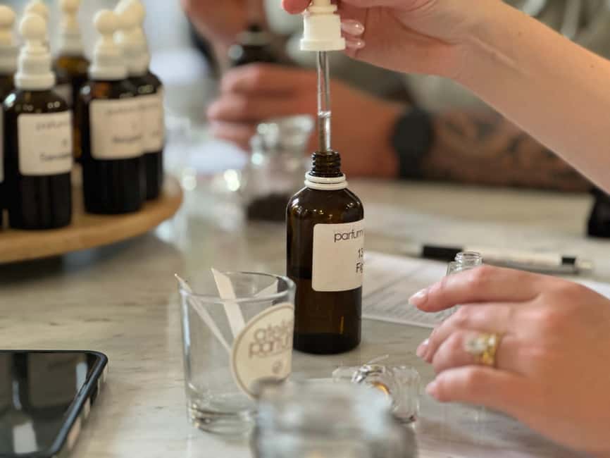 Nice: Perfume Creation Workshop - Building the perfume in layers