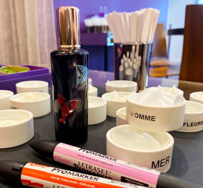 Nice: Perfume Workshop for Children - Creating a personal 30ml fragrance