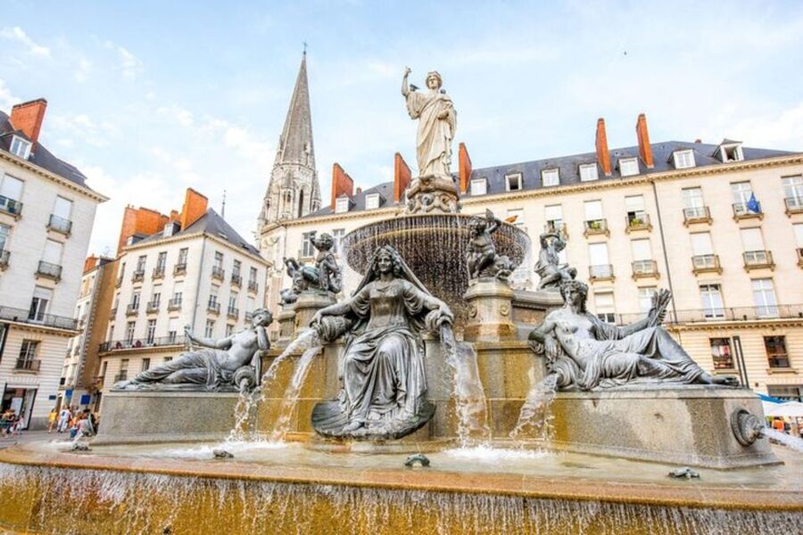 Nice: Private custom tour with a local guide - The sightseeing walk and photo stops