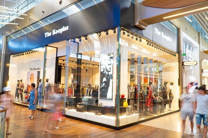Nice: Shopping & Aperitivo sea view at CAP3000 - The IT Villaggio aperitivo on the first floor