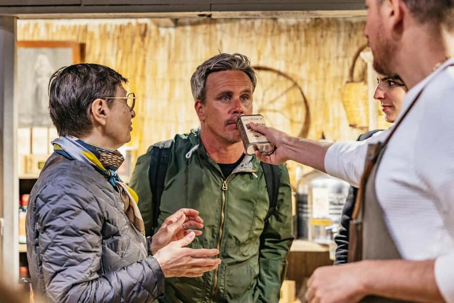 Nice: Sunset Food Tour with Full Meal and Wine - Cheese and wine, with room for conversation