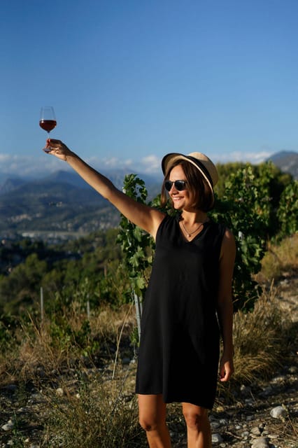 Nice: Vineyard Tour with Wine Tasting - Small details that make the visit better