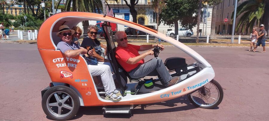 Nice : Visite privé 1H en Vélotaxi avec un guide local. - Starting at Place Masséna