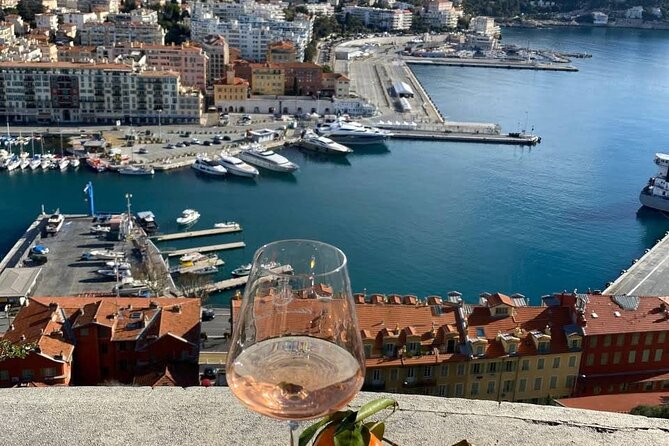 Nice Walking Tour with Wine Tasting - Castle Hill views without a long hilltop visit