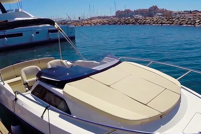 Private Boat Tour from Nice to Monaco, boat tour Nice - Meeting Constantin at Quai Lunel