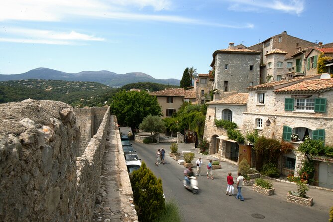 Private Cannes and Saint Paul-de-Vence Half-Day tour from Nice - Why this private route works from Nice