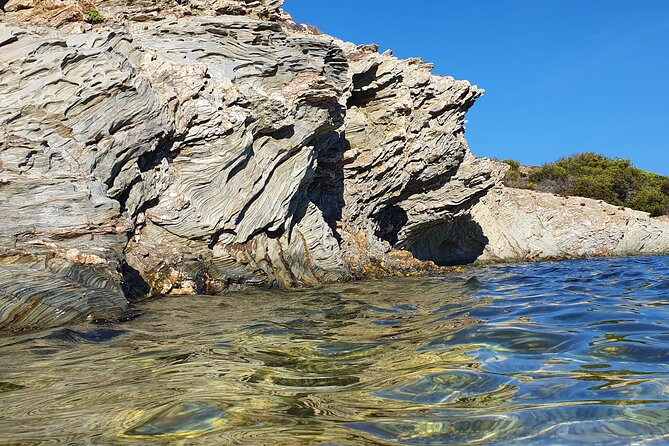 Private full-day boat trip to Porquerolles - The one-hour stop in Porquerolles village