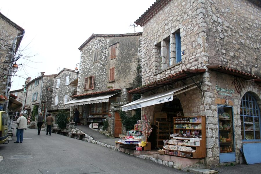 Private Half-Day Tour of the French Riviera in a Vintage Car - Who should book this Riviera outing
