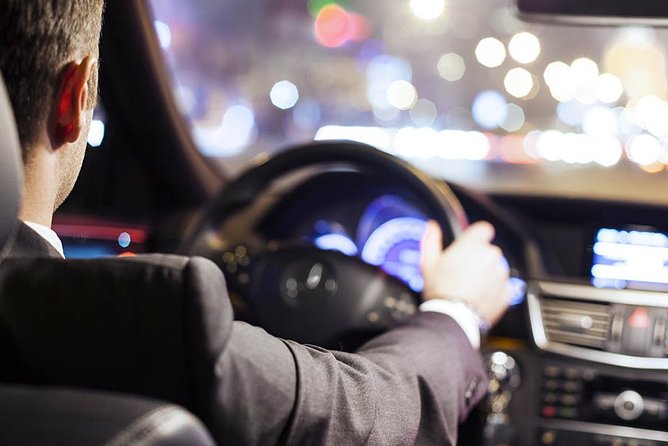 Private Transfer from Nice Airport to Nice hotels - The airport meeting matters more than the short drive