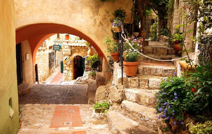 Villefranche: Shore Excursion to Eze, Monaco, & Monte-Carlo - Driving the Monaco Grand Prix route